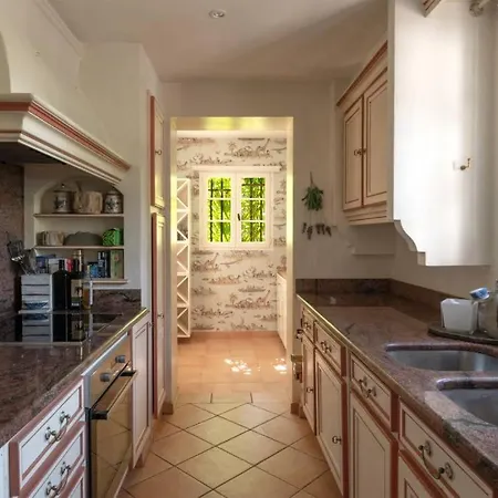 4br In With Private Pool - What'app - 0049-1551-0224-169 - For Reservations! * 格里莫